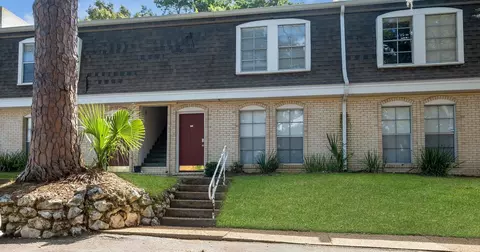 2020 Continental Ave #232, Tallahassee, FL 32304
