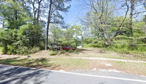 Undisclosed, Tallahassee, FL 32305