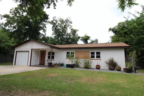 3823 Bell Rd, Tallahassee, FL 32303