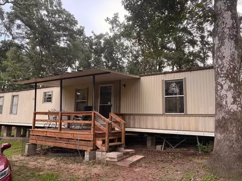 9047 Hardwood Ln, Tallahassee, FL 32311