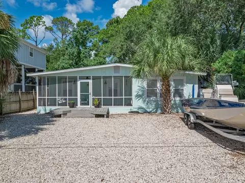 1480 Shell Point Rd, Crawfordville, FL 32327