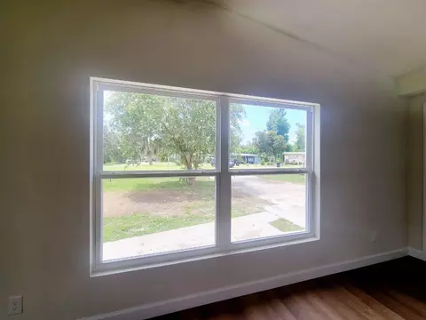 102 Mccall St, Perry, FL 32348 photo 7