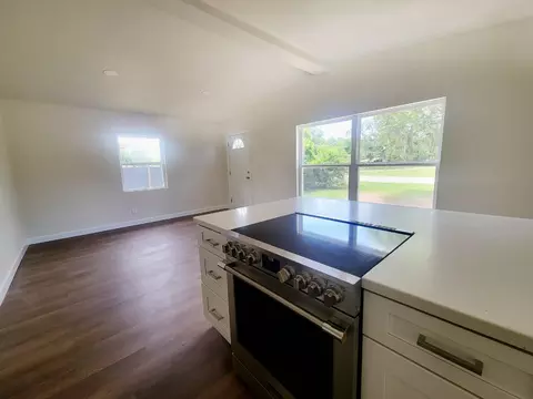102 Mccall St, Perry, FL 32348 photo 5