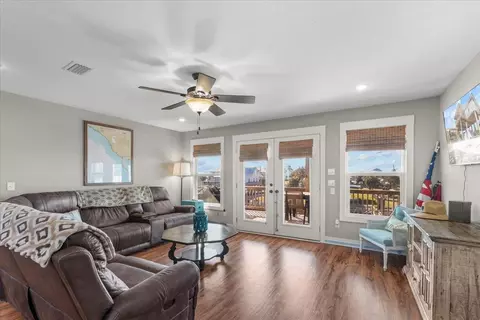 Living - 20429 Marina Rd, Perry, FL 32348 photo 2 of 4