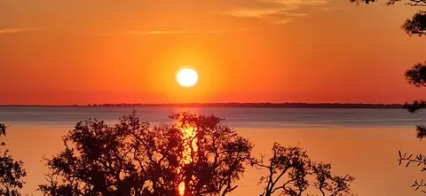 801 SE F Ave, Carrabelle, FL 32322
