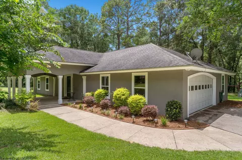 5752 Veterans Memorial Dr, Tallahassee, FL 32309