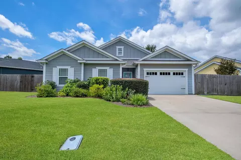 142 Carousel Cir, Crawfordville, FL 32327