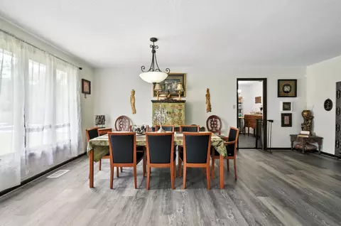 Dining - 593 E Ash St, Perry, FL 32347 photo 2 of 2