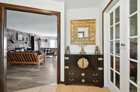 Entry Way - 593 E Ash St, Perry, FL 32347 photo 1 of 1