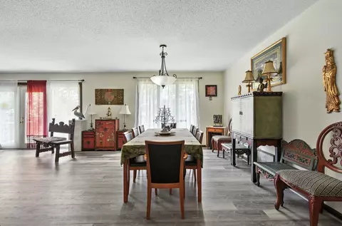 Dining - 593 E Ash St, Perry, FL 32347 photo 1 of 2