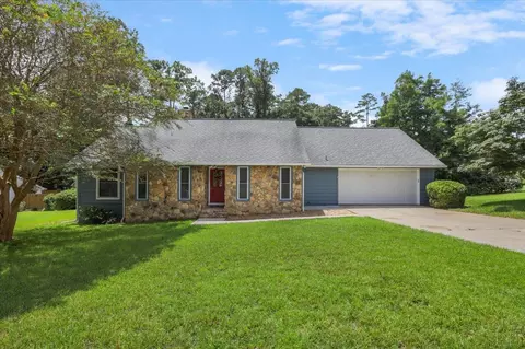 2387 Royal Oaks Dr, Tallahassee, FL 32309