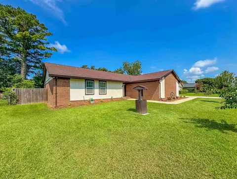 2300 Clara Kee Blvd, Tallahassee, FL 32303