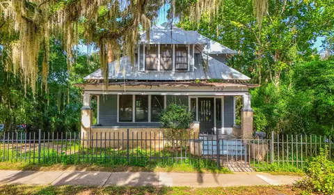 128 N Bronough St, Tallahassee, FL 32301