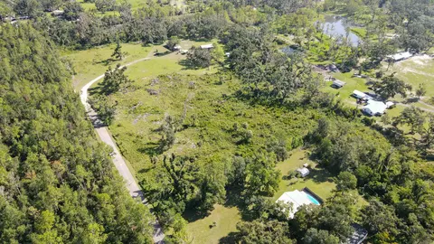 View/Area - 2236 Wright Rd, Perry, FL 32347 photo 2 of 6