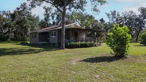 Exterior - 2236 Wright Rd, Perry, FL 32347 photo 8 of 10