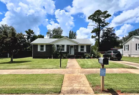 326 N 10th St, Quincy, FL 32351