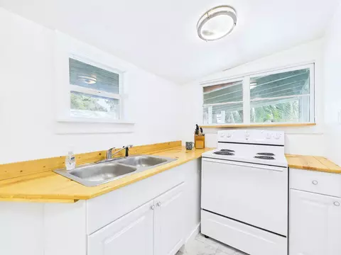 1341 Us Highway 98 W, Perry, FL 32347