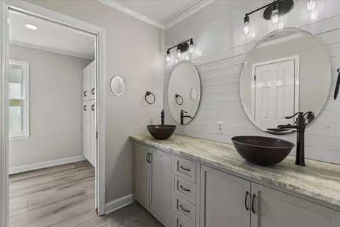 Bath - 110 Bishop Blvd, Perry, FL 32347 photo 1 of 7