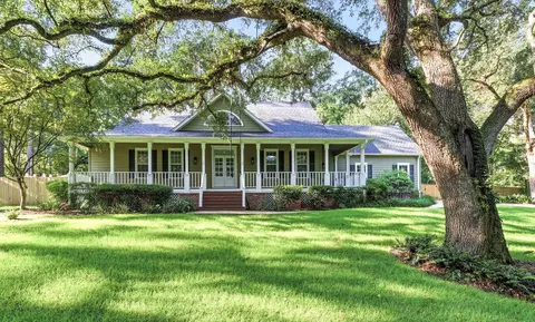 1505 Lloyds Cove Rd, Tallahassee, FL 32312