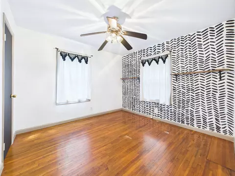 Bedroom - 180 Highland Point Rd, Perry, FL 32348 photo 3 of 4