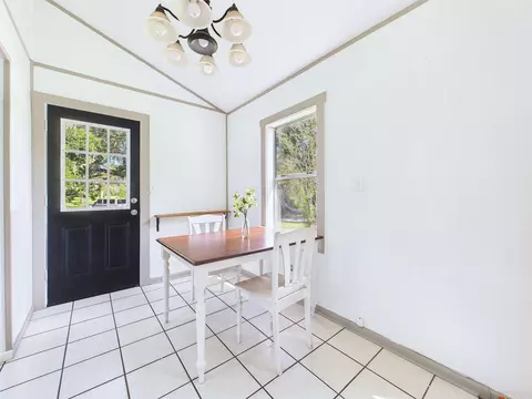 Dining - 180 Highland Point Rd, Perry, FL 32348 photo 1 of 1