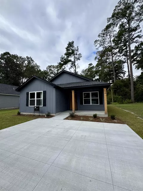 54 Dakota Dr, Crawfordville, FL 32327