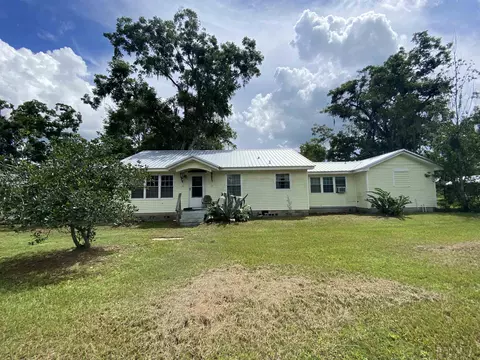 126 NE Patterson St, Madison, FL 32340