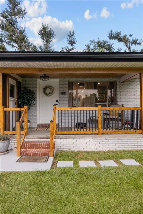 Exterior - 200 Cypress Rd, Perry, FL 32348 photo 15 of 22