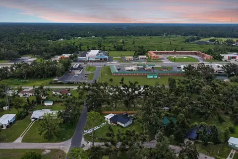 View/Area - 200 Cypress Rd, Perry, FL 32348 photo 2 of 9