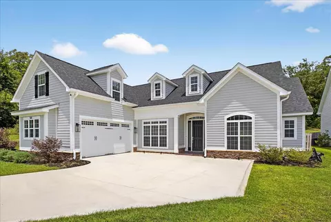 518 Knotted Pine Dr, Tallahassee, FL 32312