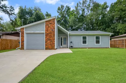 2929 Greenon Ln, Tallahassee, FL 32304