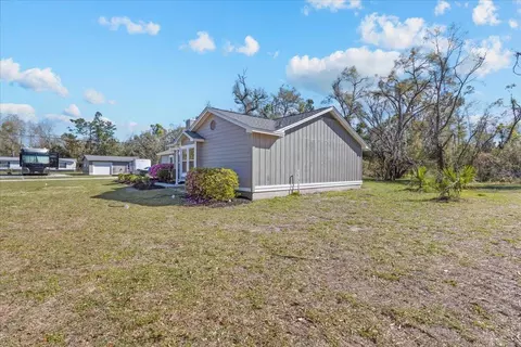 Exterior - 112 Pate St, Perry, FL 32348 photo 3 of 7