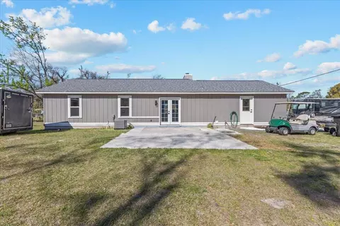 Exterior - 112 Pate St, Perry, FL 32348 photo 5 of 7
