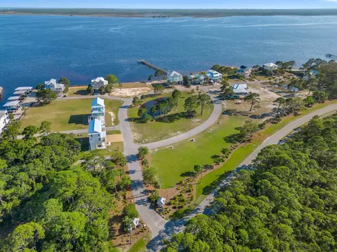 lot41 Endeavour Drive With Boat #SLIP D2, Panacea, FL 32346