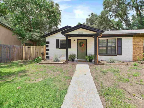 3978 Breezee Ct, Tallahassee, FL 32303