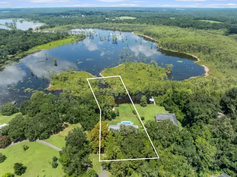 6464 Downhill Rd, Tallahassee, FL 32311