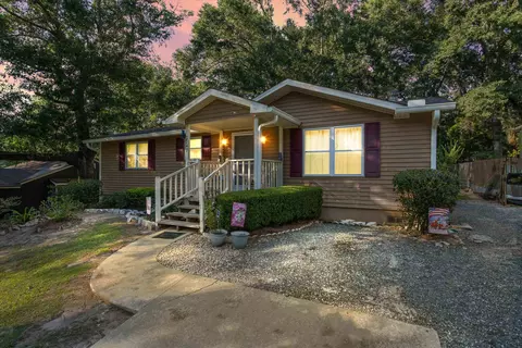 2747 Faringdon Dr, Tallahassee, FL 32303