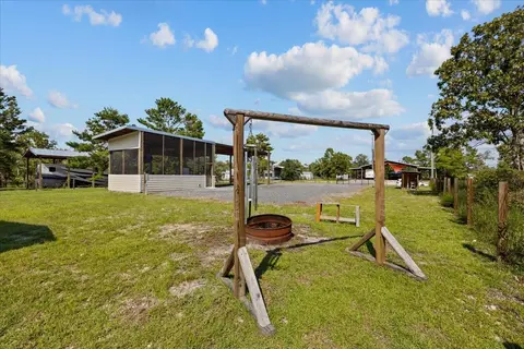 132 Tyler Ter, Perry, FL 32348 photo 10