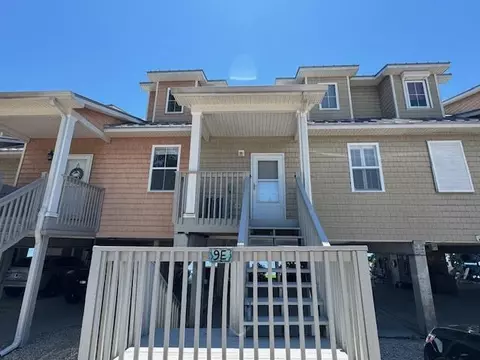9 E Mashes Sands Rd, Panacea, FL 32346