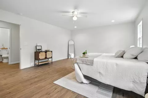Bedroom - 907 SE Second Ave, Steinhatchee, FL 32359 photo 1 of 14