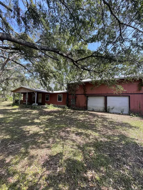 217 Leon Ward Rd, Perry, FL 32347
