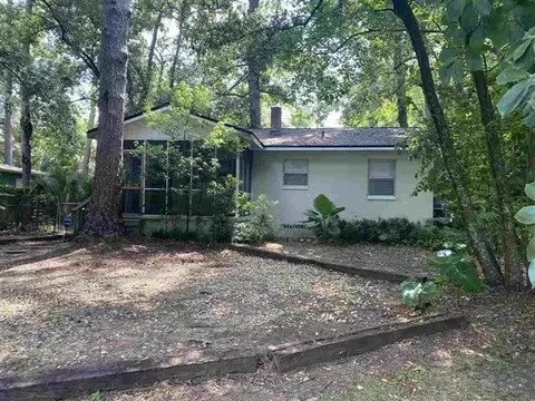 221 Day St, Tallahassee, FL 32304