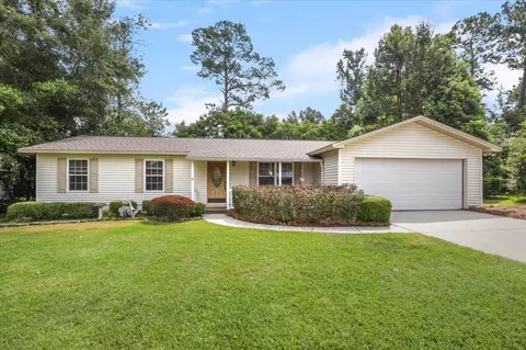 979 Richardson Rd, Tallahassee, FL 32301