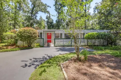 1709 Old Fort Dr, Tallahassee, FL 32301