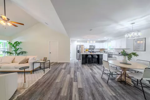 Entry Way - 2539 Tiny Leaf Rd, Tallahassee, FL 32305 photo 1 of 1
