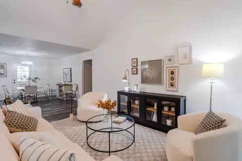 Living - 2539 Tiny Leaf Rd, Tallahassee, FL 32305 photo 3 of 3