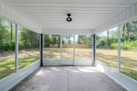 Exterior - 2539 Tiny Leaf Rd, Tallahassee, FL 32305 photo 4 of 5
