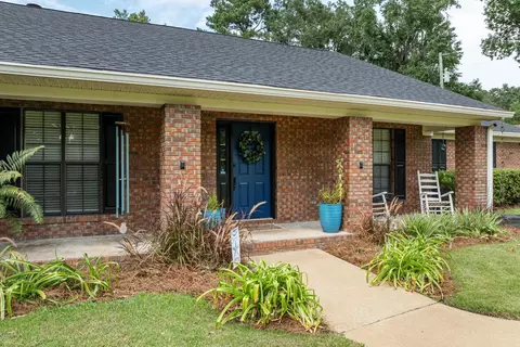 10609 N Valentine Rd, Tallahassee, FL 32317