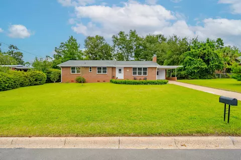 1140 Camellia Dr, Tallahassee, FL 32301