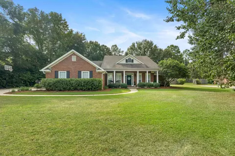 413 Meadow Rdg, Tallahassee, FL 32312